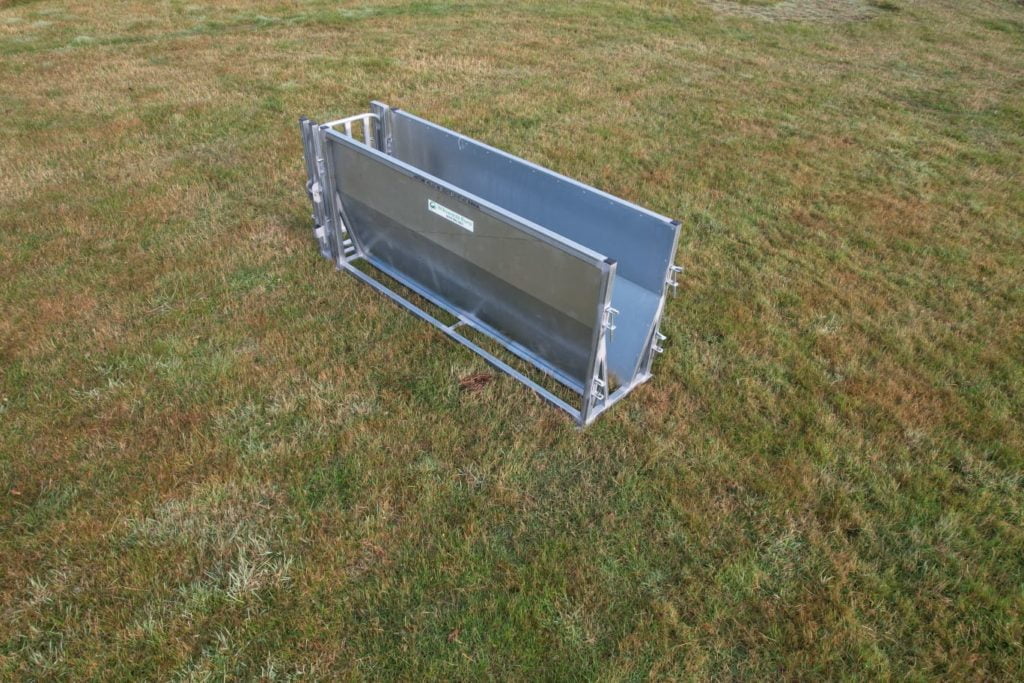 Sheep Vee Race & Tumble Gate - Rear Diagonal